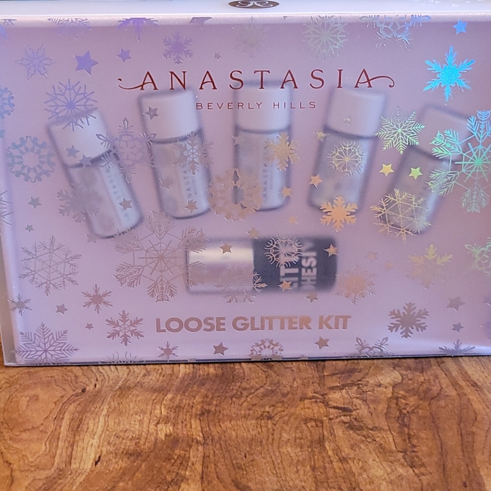 Anastasia Beverly Hills loose glitter kit
